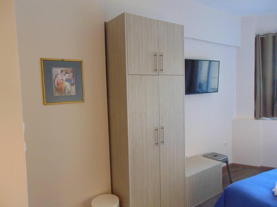 Metropolis A2 - Υπέροχη Ανακαινισμένη Σουίτα Appartement Athene Buitenkant foto